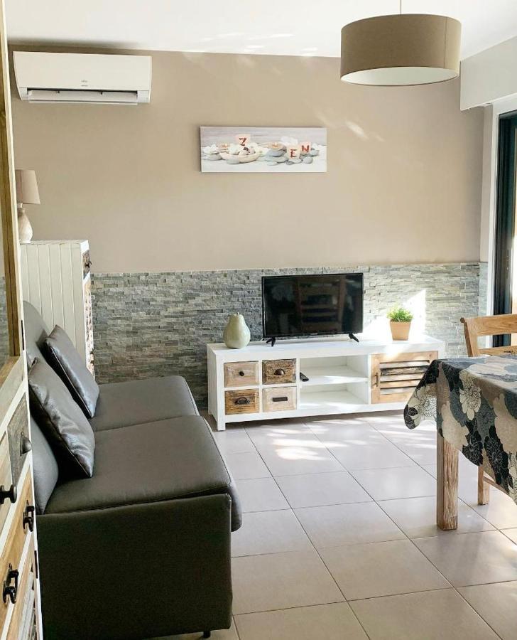 Appartement Les Sarments à Le Lavandou Extérieur photo